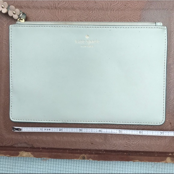 KATE SPADE Leather Eli Wristlet Floral Misty Mint - Picture 10 of 10